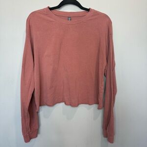 Vuori Dusty Rose Long Sleeve Tee Cropped a pullover size xl Womens